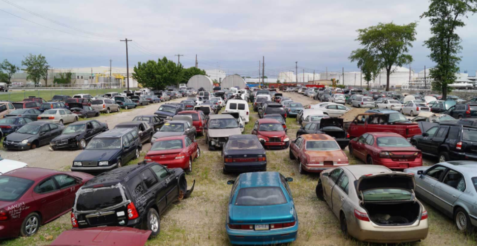 Benefits That One Enjoys If They Sell A Junk Car For Cash In Jacksonville