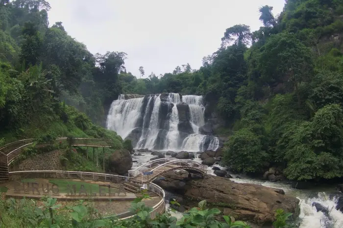 Malela Waterfall, the natural charm of Mini Niagara in Bandung that is soothing to the heart