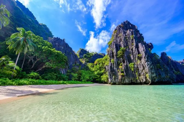 Palawan Island, a Beautiful Island with Underwater Natural Wonders in the Philippines